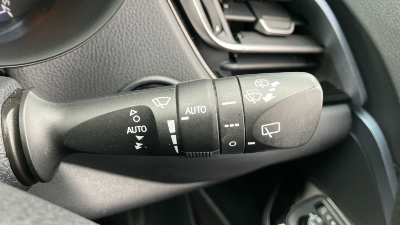 Toyota C-HR 1.8 Hybrid Design 5dr CVT Hybrid Hatchback